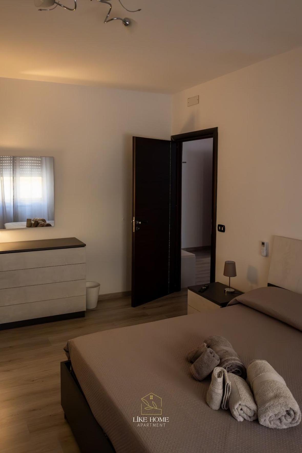 Like Home Apartment Reggio Calabria Esterno foto